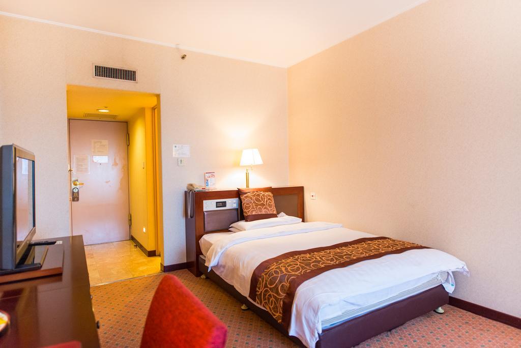 Shanghai International Airport Hotel Екстериор снимка
