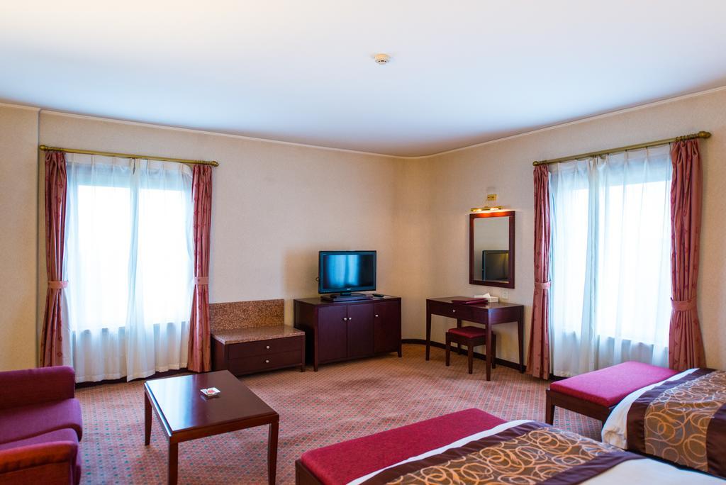 Shanghai International Airport Hotel Екстериор снимка